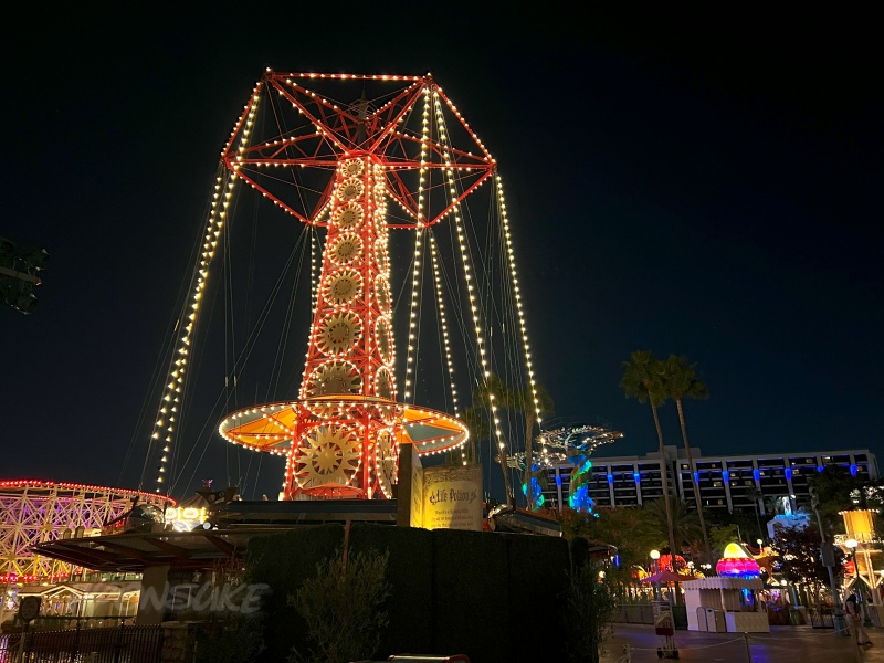 ディズニーランドリゾート　夜景