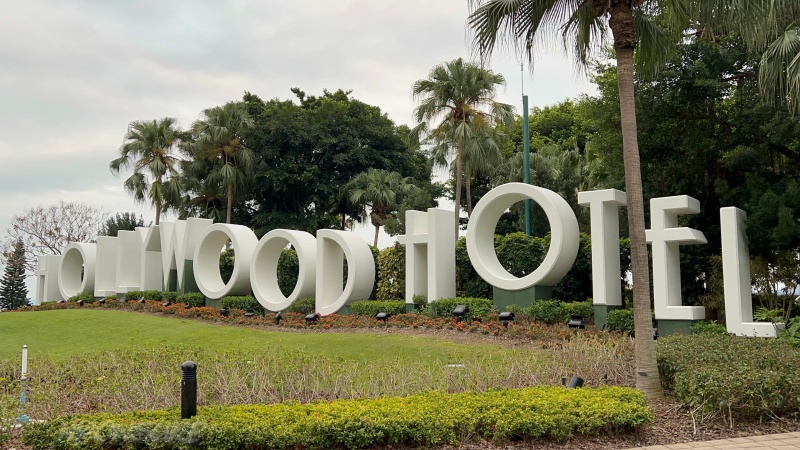 ディズニーハリウッドホテル(Disney’s Hollywood Hotel) 庭園 外観