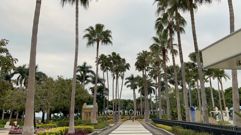 ディズニーハリウッドホテル(Disney’s Hollywood Hotel) 庭園 外観