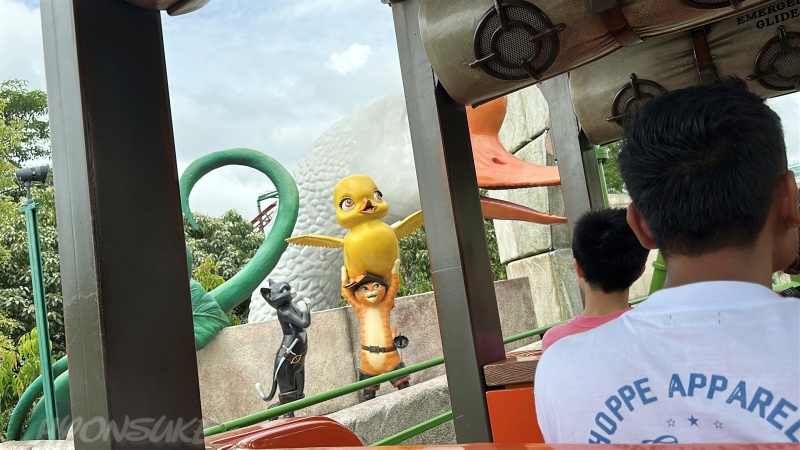 ユニバーサルスタジオシンガポール　「遠い遠い国(Far Far Away)」長靴をはいた猫