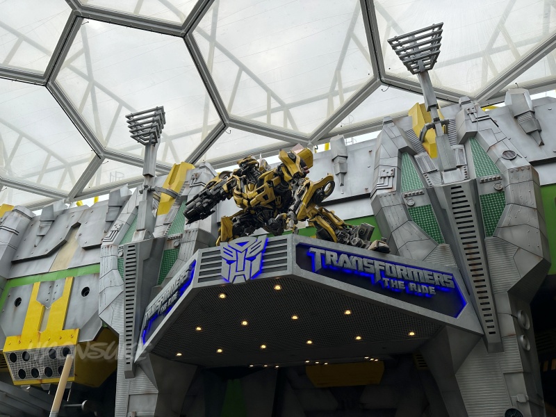 ユニバーサルスタジオシンガポール　「SCI‑FIシティ」トランスフォーマー