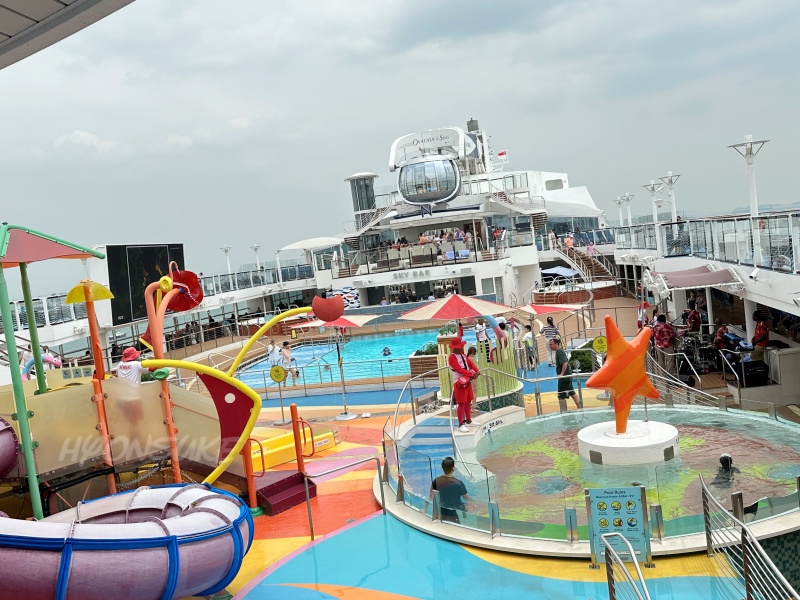 ロイヤルカリビアンクルーズ「オベーションオブザシーズ」プール