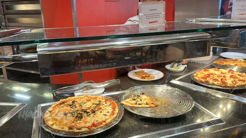 ロイヤルカリビアンクルーズ「オベーションオブザシーズ」レストラン