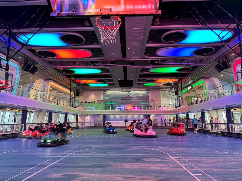 ロイヤルカリビアンクルーズ「オベーションオブザシーズ」船内設備