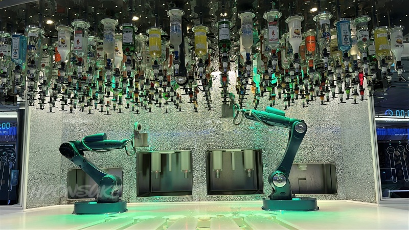 ロイヤルカリビアンクルーズ「オベーションオブザシーズ」レストラン