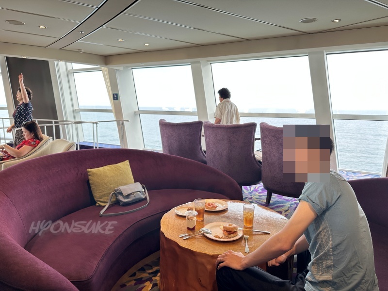 ロイヤルカリビアンクルーズ オベーションオブザシーズ「CafeTwo70」