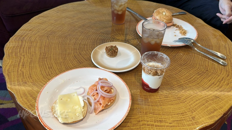 ロイヤルカリビアンクルーズ オベーションオブザシーズ「CafeTwo70」
